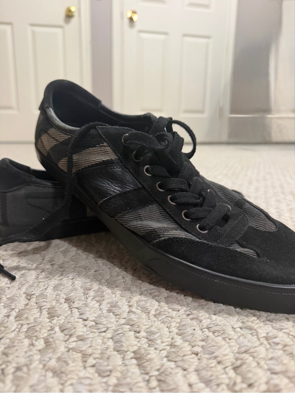 Burberry Black and Tan Low-Top Check Panel Sneakers size 11 US
